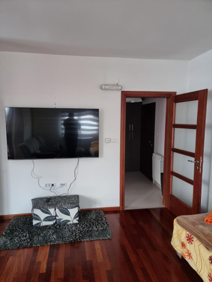 Deluxe Apartment Lv Жабляк Экстерьер фото