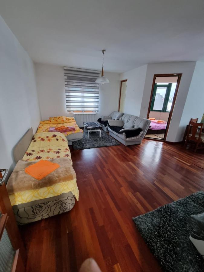 Deluxe Apartment Lv Жабляк Экстерьер фото